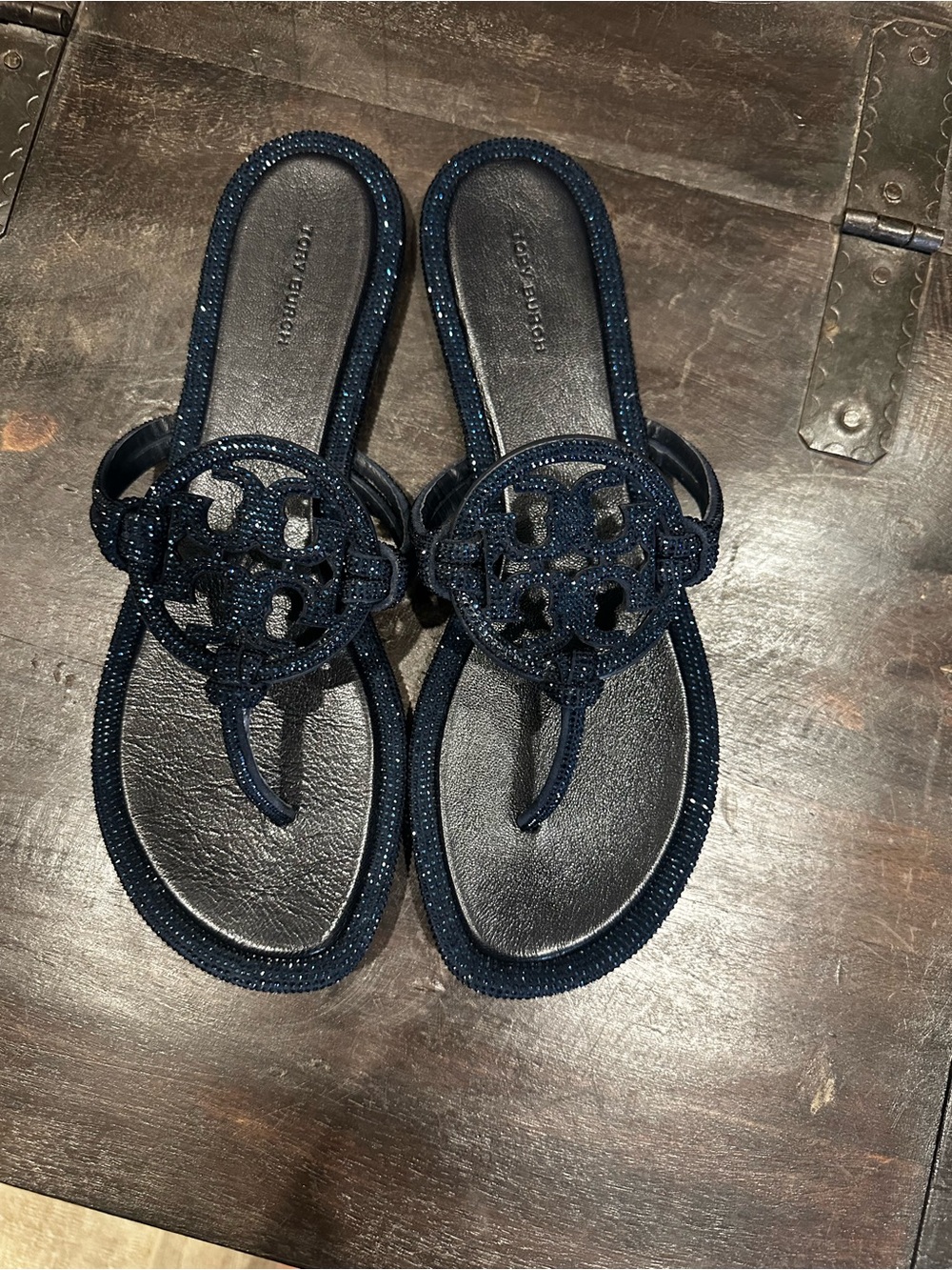 Tory Burch Perfect Navy Knotted Crystal Miller 
NIB NWT Sz 11